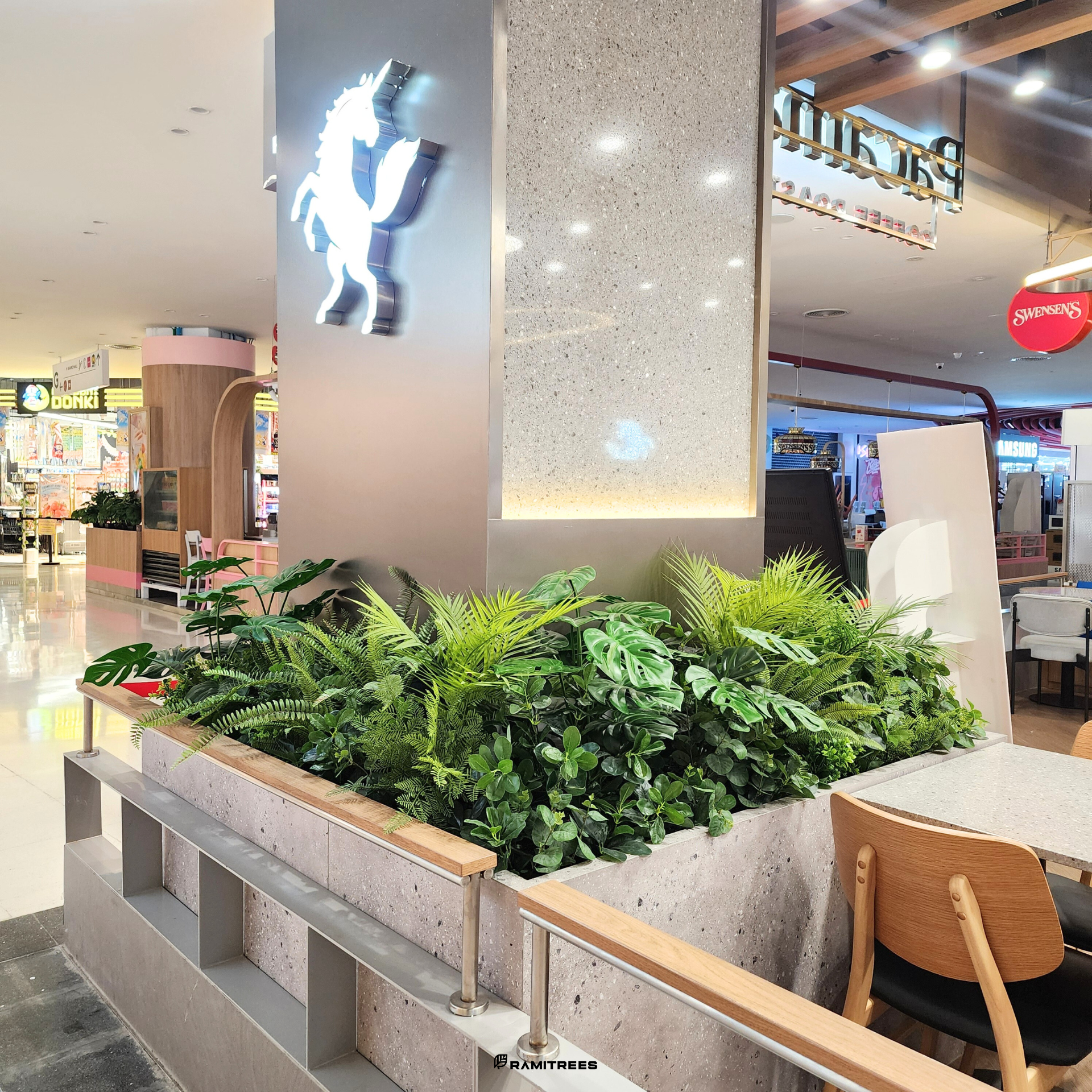 จัดสวนปรับภูมิทัศน์ จัดสวนต้นไม้ปลอม จัดสวนต้นไม้ประดิษฐ์ Artificial Garden Landscape (4)