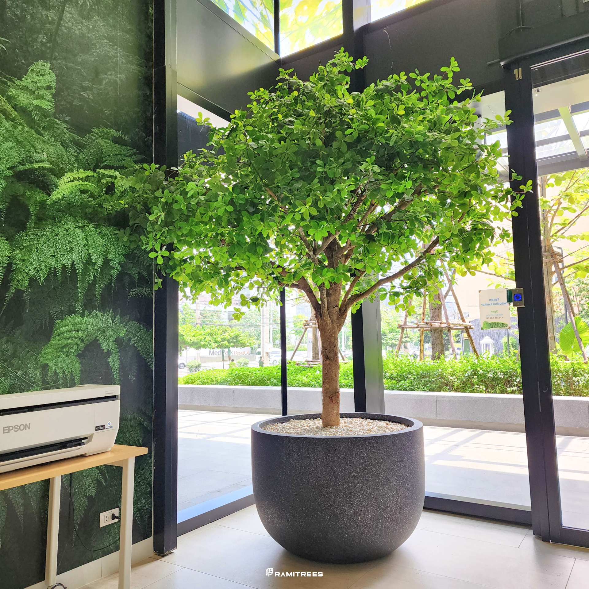จัดสวนปรับภูมิทัศน์ จัดสวนต้นไม้ปลอม จัดสวนต้นไม้ประดิษฐ์ Artificial Garden Landscape (4)