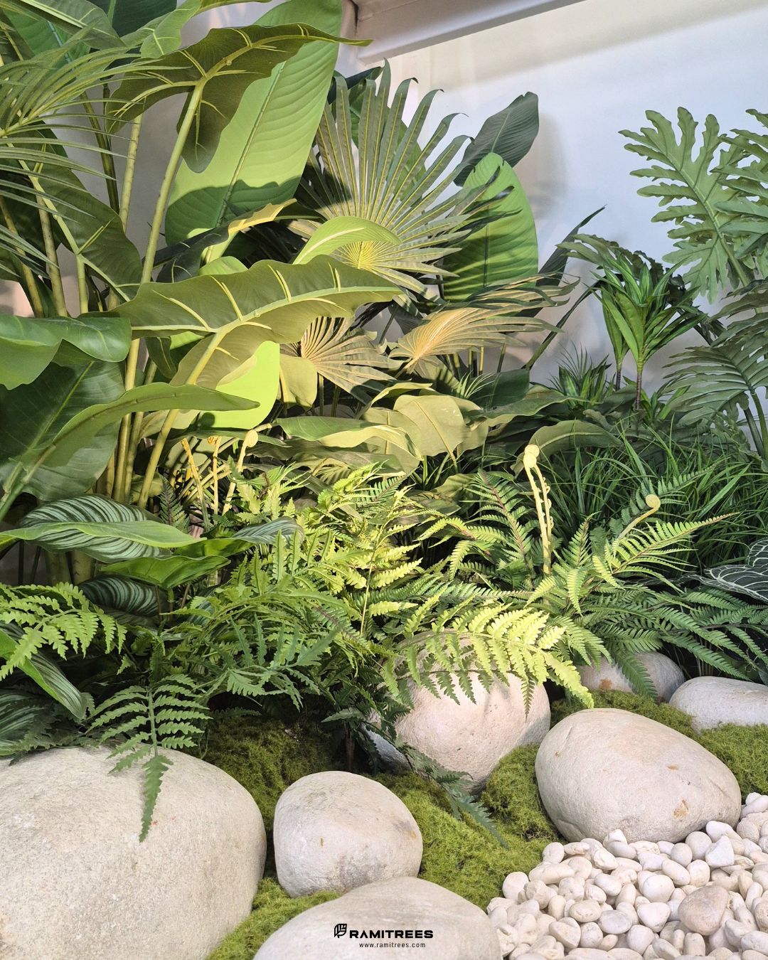 จัดสวนประดิษฐ์ใต้บันได Indoor Landscape (12)