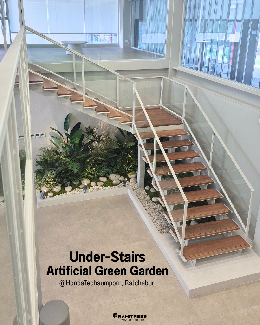 จัดสวนประดิษฐ์ใต้บันได Indoor Landscape