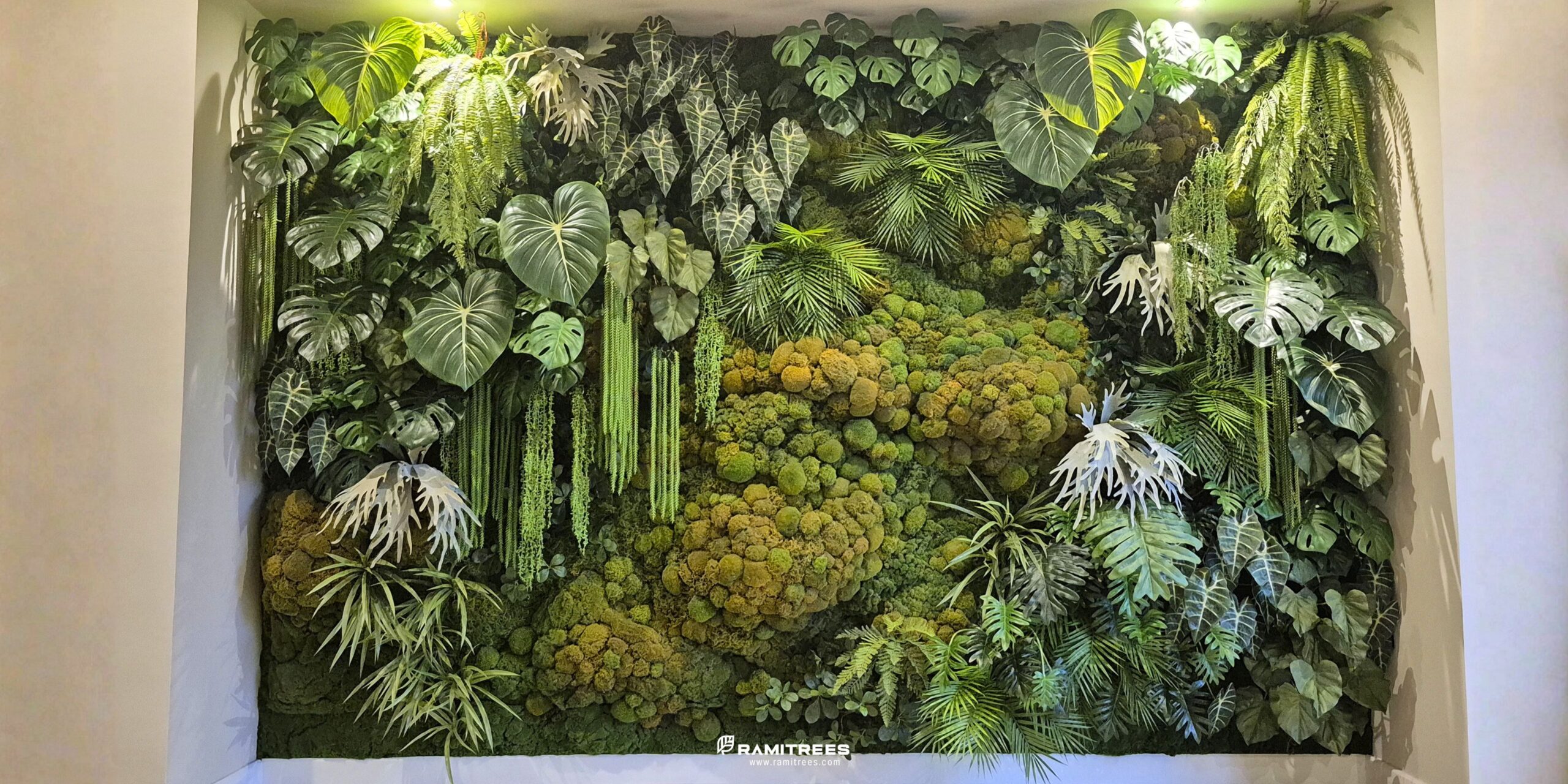 Artificial Vertical Garden with Moss จัดสวนแนวตั้งผนังมอสส์ประดิษฐ์