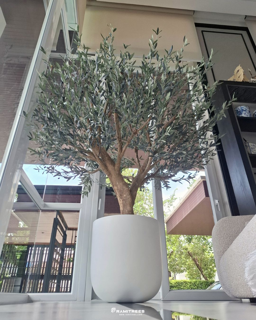 Artificial Olive Tree ต้นมะกอกโอลีฟประดิษฐ์ กระถางไฟเบอร์กลาส (3)