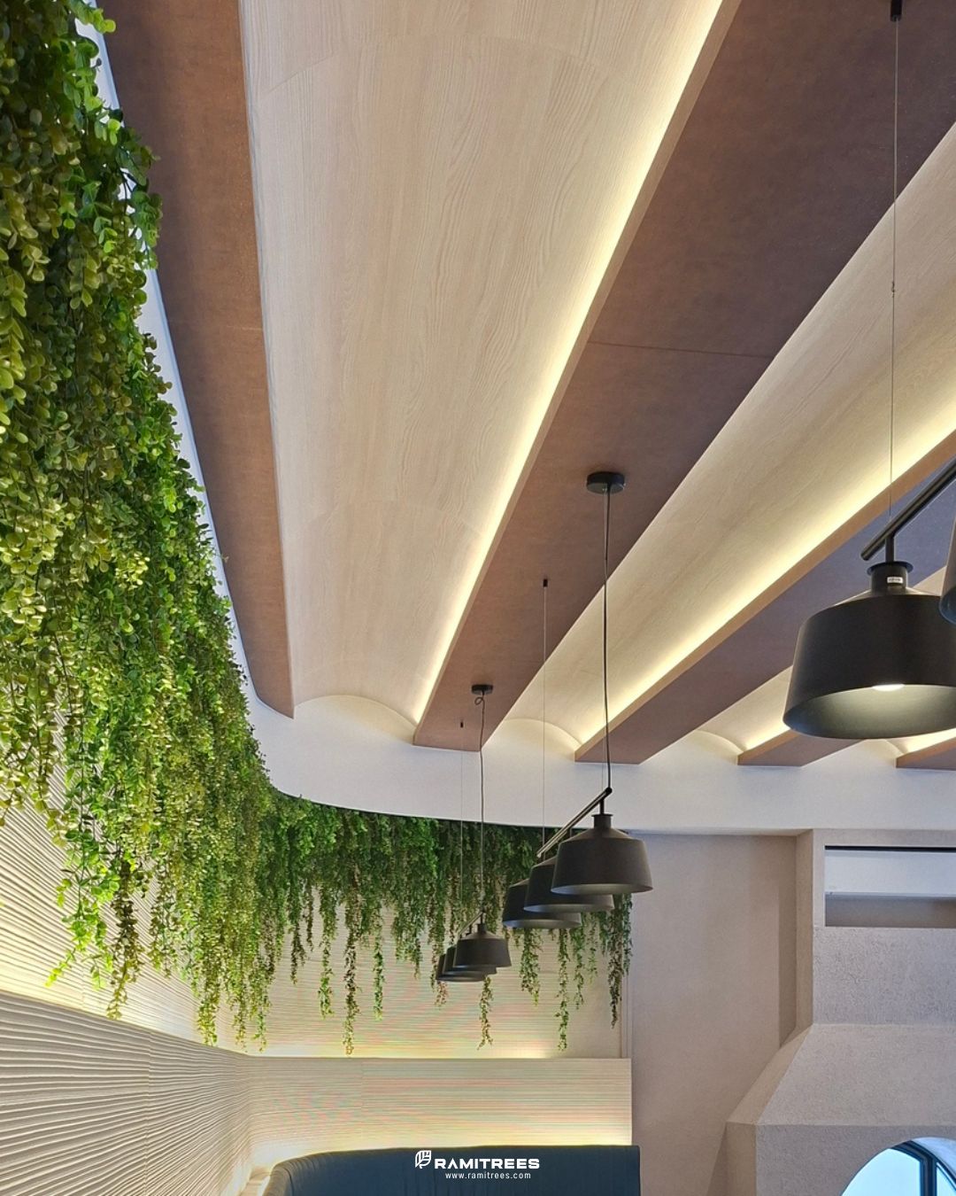 Hanging Gardens สวนระย้าประดิษฐ์ (4)