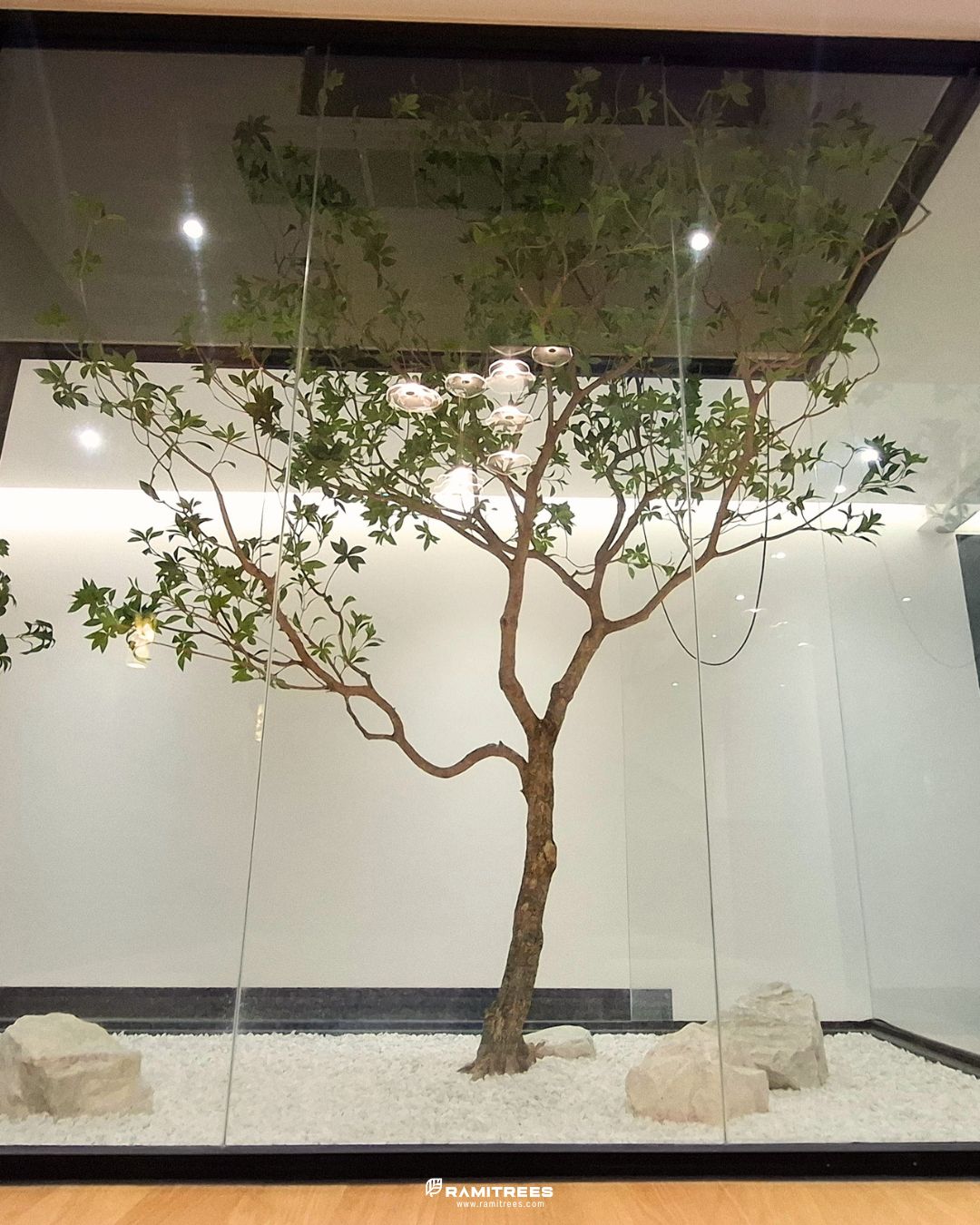 Artificial Tsubaki Tree ต้นต้นซึบากิประดิษฐ์
