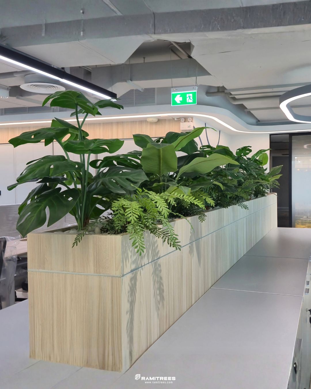 Planter Box สวนต้นไม้ประดิษฐ์ในราง (2)