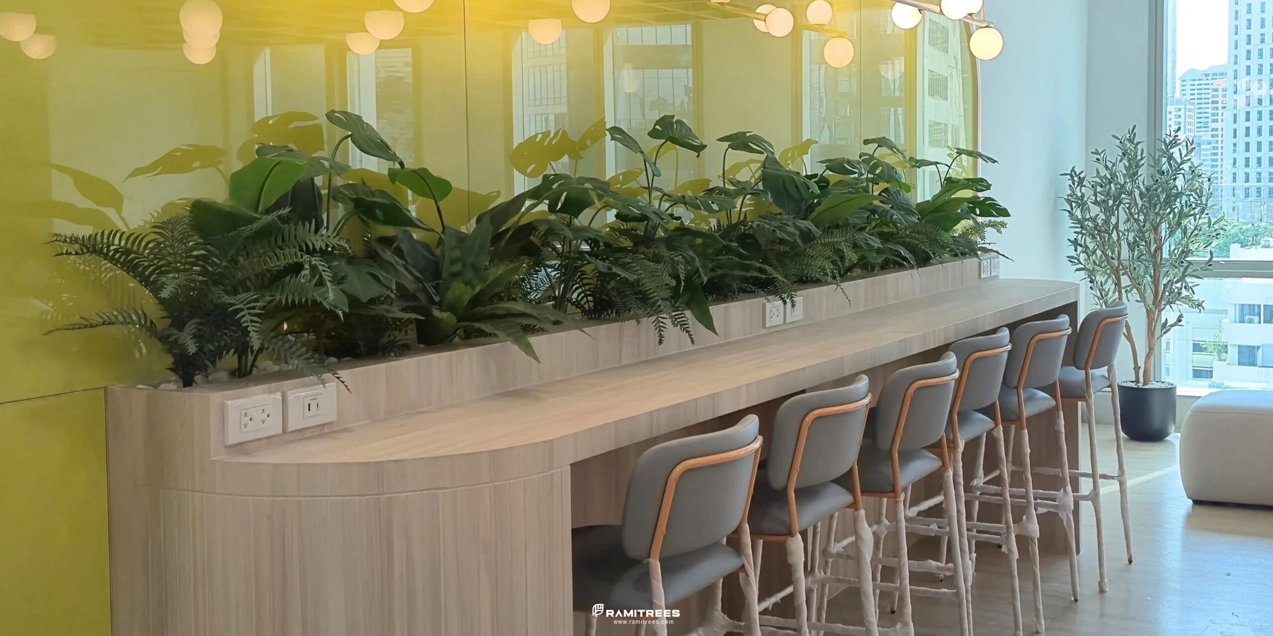 Planter Box สวนต้นไม้ประดิษฐ์ในราง
